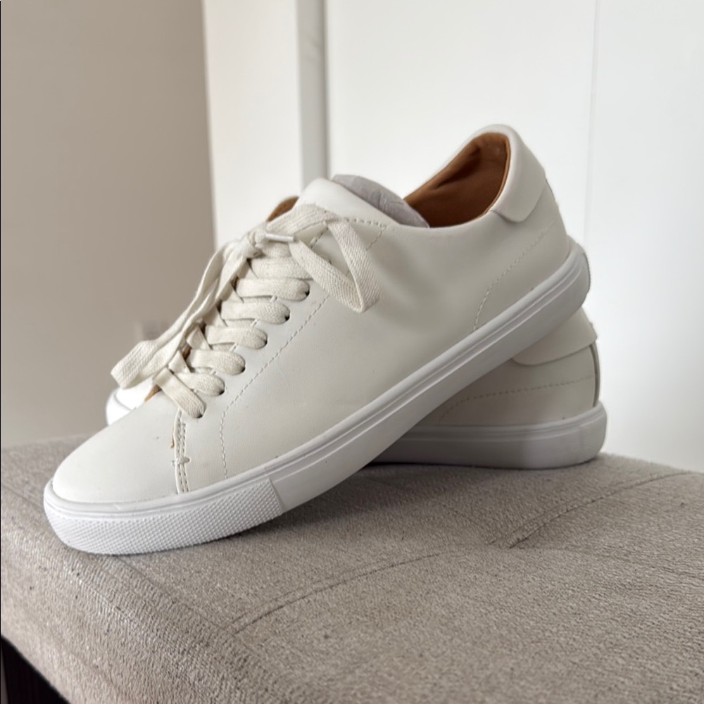 Mango Classic White leather Men's Sneakers size 7